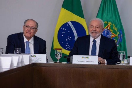 Carro popular terá desconto de até 10,79% com alívio de impostos, anuncia Alckmin