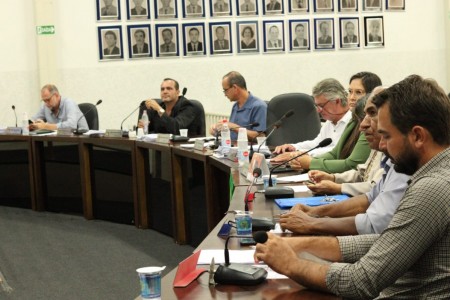 Em sessão ordinária, Câmara aprova requerimentos e moção de apoio ao Movimento Nacional de Produtores e sangradores de Borracha Natural