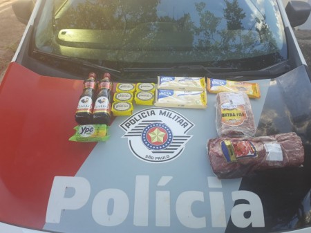 Mulher é presa por furtar estabelecimento comercial em Osvaldo Cruz