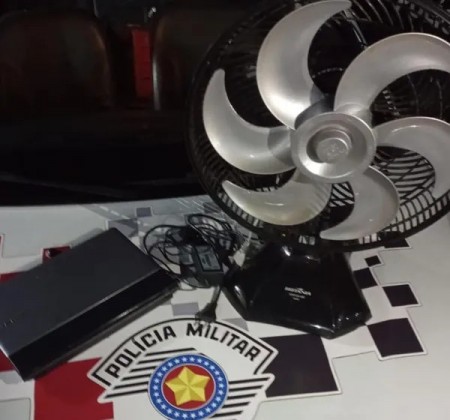 Homem furta notebook guardado dentro de guarda-roupa e acaba preso em Ouro Verde