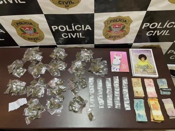 Com quase 200 por��es de coca�na e maconha em casa, rapaz de 18 anos � preso por tr�fico de drogas em Rin�polis
