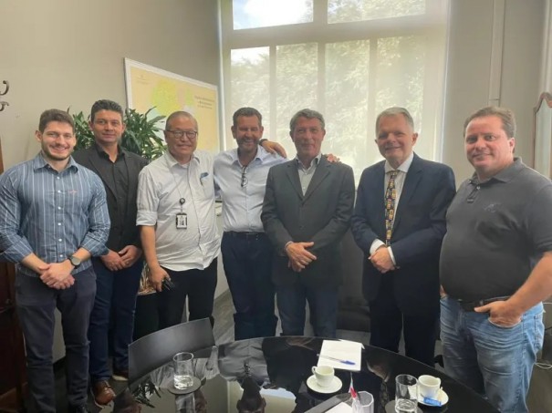 Junqueir�polis: Governo do Estado confirma pavimenta��o da estrada ligando Junqueir�polis a Dracena