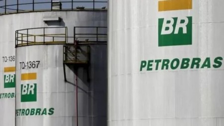 Petrobras reduz preço do diesel para distribuidoras