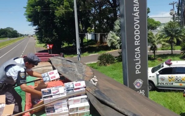 Caminhoneiro � preso com 200 mil ma�os de cigarros contrabandeados em rodovia de Pen�polis
