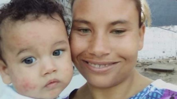 Beb� esfaqueado pelo pr�prio pai em Luc�lia morre ap�s quase 20 dias internado