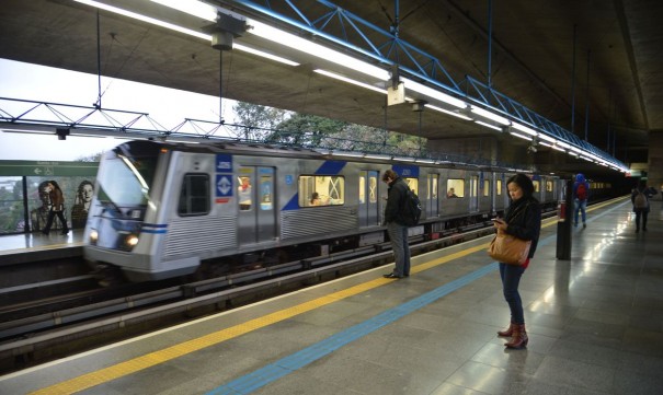 Metrovirios de So Paulo decidem iniciar greve nesta quinta-feira