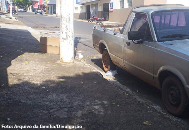 Picape Ford Pampa é furtada no centro de Bastos