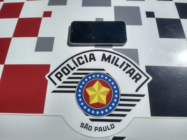 Homem é preso após furtar um aparelho celular em um açougue, em Adamantina