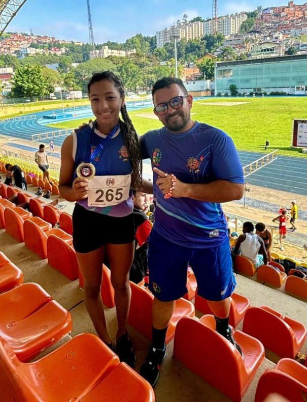 Atleta Laura Fernanda é a melhor do Brasil no salto triplo entre atletas Sub-18