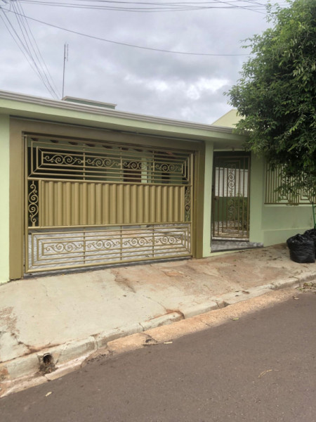 Vereador Roberto Amor reclama da falta de planejamento por parte da Prefeitura na mudanÃ§a do PSF do Jardim Paraiso