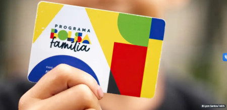 Caixa paga Bolsa FamÃ­lia a beneficiÃ¡rios com NIS de final 4