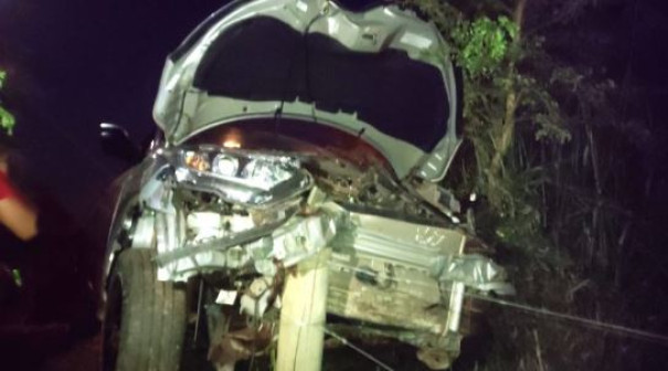 Veículo passa direto em curva perigosa no distrito Esperança do Oeste (Caiabu)