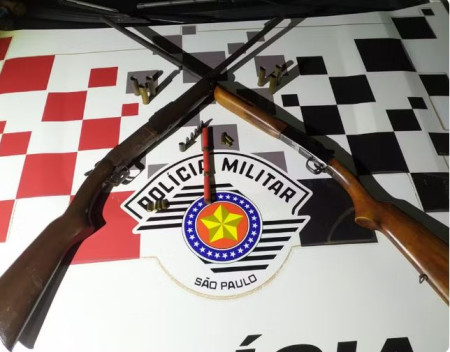 ApÃ³s ameaÃ§ar pessoas em festa, homem Ã© preso com espingardas e equipamentos de caÃ§a em Dracena