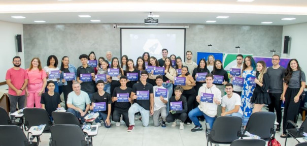 Multiplic realizou a formatura da 2ª turma do Projeto ‘Impulsionando Jovens Carreiras’
