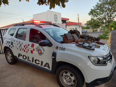 PolÃ­cia Militar de InÃºbia Paulista desarticula quadrilha especializada em furto de mÃ³dulo de caminhÃ£o 