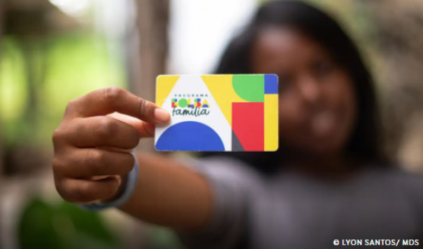 Caixa paga Bolsa Família a beneficiários com NIS de final 3