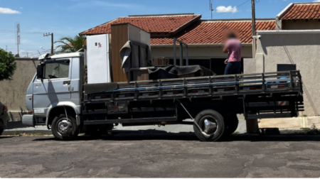 Investigada, empresa que negociava veÃ­culos em Adamantina desocupa imÃ³vel