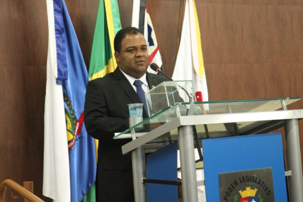 Marcelo Correia é eleito presidente da Câmara Municipal de Osvaldo Cruz