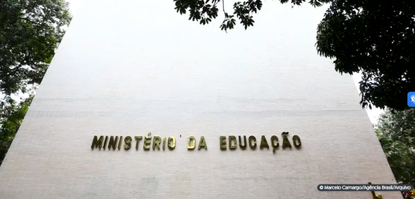 Governo deve repassar 37,2 milhões do salário-educação em 2024