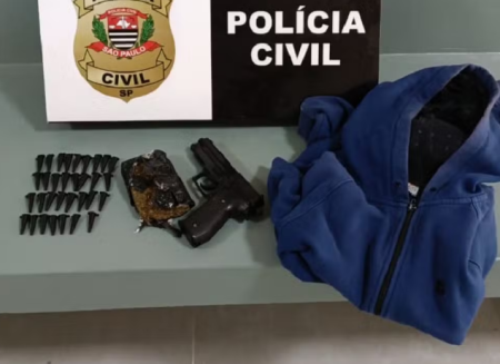 Homem Ã© preso por trÃ¡fico de drogas com porÃ§Ãµes de cocaÃ­na e maconha e simulacro de arma de fogo, em Pirapozinho
