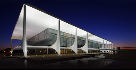 Planalto abre mÃ£o de R$ 1 bilhÃ£o em receita ao avalizar isenÃ§Ã£o tributÃ¡ria a igrejas, que deve ser aprovada com folga