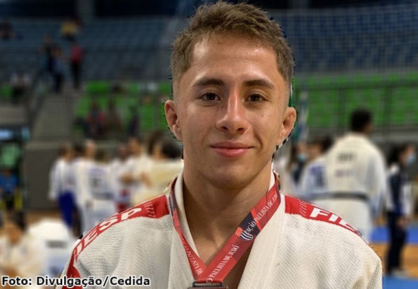 Bastense Michel Augusto é prata no Grand Prix de Portugal e se lança no ranqueamento olímpico
