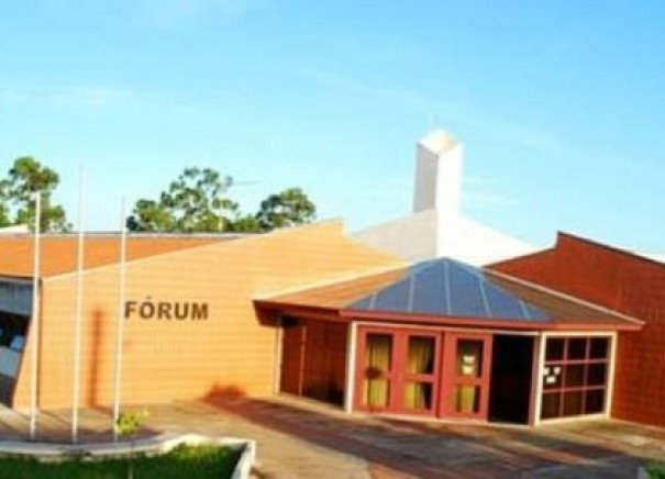 Tribunal de Justiça absolve ex-prefeito Valtinho e funcionários por acusação de favorecimento em obras