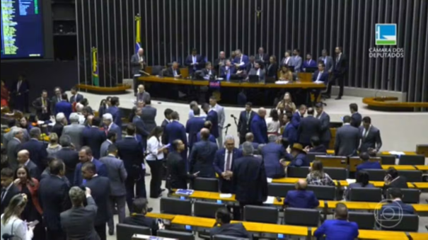 Após reações ao PL da Câmara sobre aborto, Senado debaterá proposta no plenário