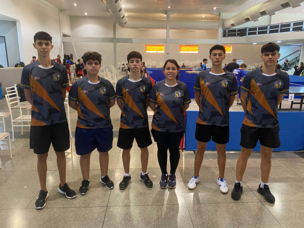 Equipe de Tênis de Mesa de Osvaldo Cruz fica entre as 8 melhores do Estado de São Paulo nos Jogos da Juventude