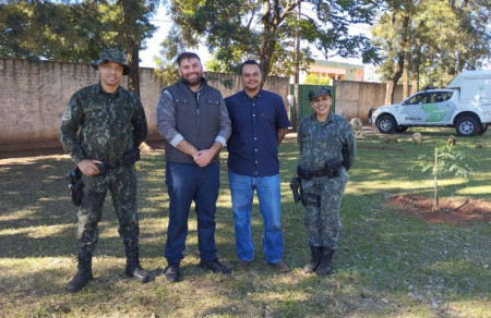 Diretorias de Agricultura, Meio Ambiente, PolÃ­cia Ambiental e EducaÃ§Ã£o de SalmourÃ£o implantam projetos de EducaÃ§Ã£o Ambiental 