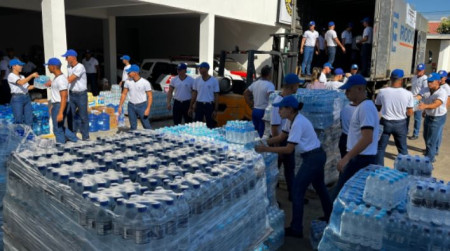 Campanha da PolÃ­cia Militar recebe doaÃ§Ãµes na regiÃ£o; carregamento seguiu para o Rio Grande do Sul