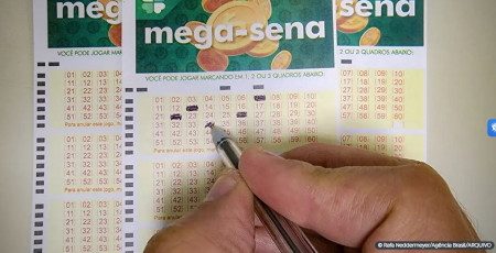 Sem ganhador, Mega-Sena acumula e prÃªmio vai a R$ 30 milhÃµes