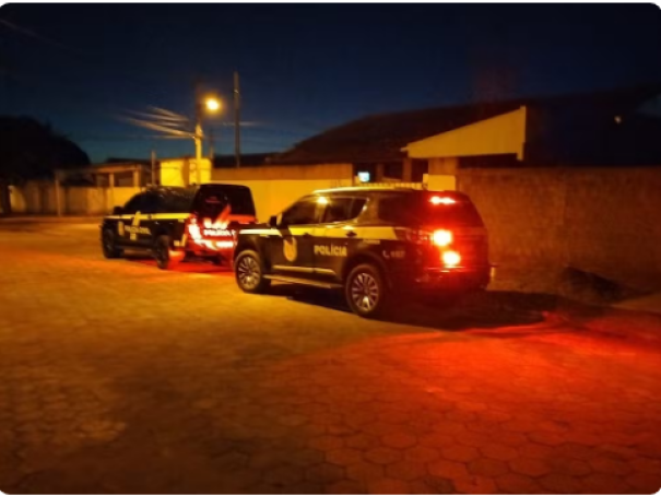 Operação policial cumpre nove mandados de busca e apreensão contra associação criminosa suspeita de falsificar CNHs