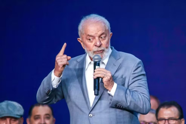 Quaest: 51% aprovam trabalho do presidente Lula; 46% desaprovam