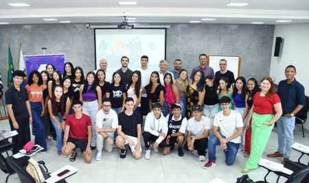Multiplic lanÃ§ou 2Âª Turma do projeto âImpulsionando Jovens Carreirasâ
