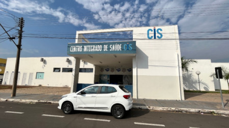 AmbulatÃ³rio regional para tratamento de HIV/Aids em Adamantina: 57% dos pacientes sÃ£o homens