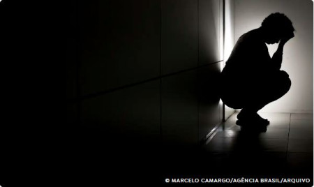 Pobreza eleva em 3 vezes risco de surgimento de ansiedade e depressÃ£o