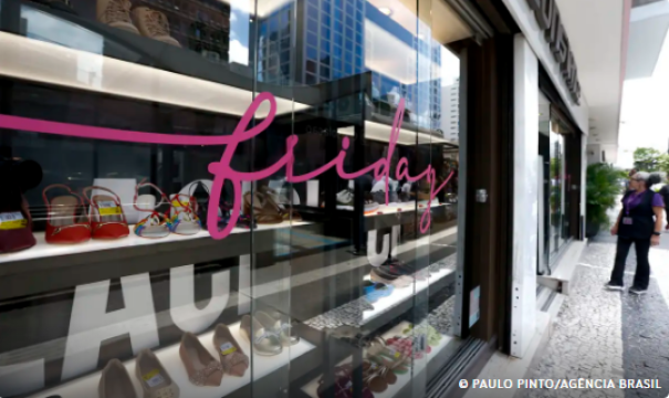 Cartilha dá dicas para não cair em golpes na Black Friday