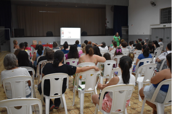 Pequenos Empreendedores participam de formação preparatória para a Feira da Mulher da Empreendedora de Adamantina