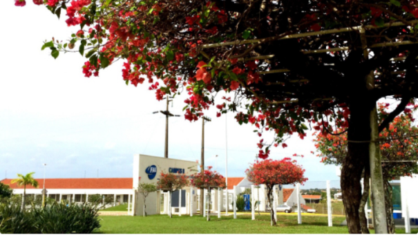 Professor no ensino superior: FAI tem concurso e processo seletivo com inscrições abertas