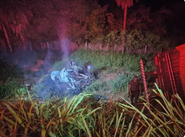 Motorista de caminhonete morre em colisão frontal com caminhão em Bilac