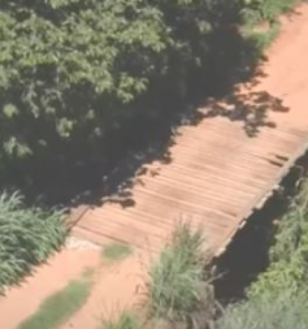 Estrada rural do bairro Valesburgo está interditada por tempo indeterminado para obras de reconstrução de ponte