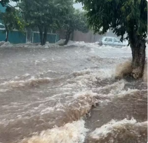 Chegada de frente fria traz risco de temporais à região de Presidente Prudente, alerta Defesa Civil