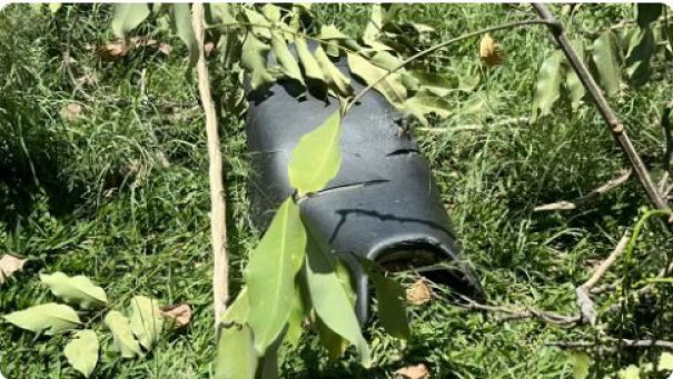 Garupa morre após motocicleta colidir contra carro na rotatória das avenidas Manoel Goulart e Salim Farah Maluf