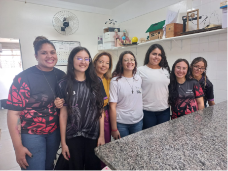 Alunas da Escola Maria Aparecida Lopes realizam campanha em prol do uso responsÃ¡vel da Ã¡gua