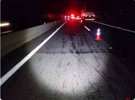 Pedestre morre atropelado por dois carros na Rodovia Raposo Tavares, em Santo AnastÃ¡cio