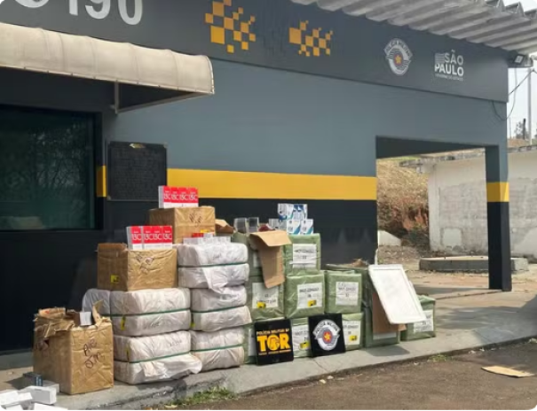 Polícia Rodoviária apreende quase 23 mil produtos estrangeiros sem documentação fiscal em Adamantina