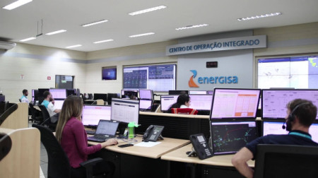 Rompimento de cabo em linha de transmissÃ£o de 69 mil volts causa apagÃ£o em trÃªs cidades 