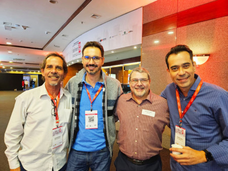 LUCÃLIA: Comtur participa de encontro estadual em SÃ£o Paulo