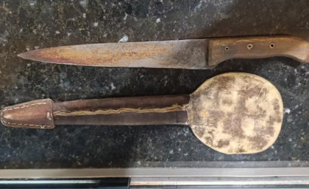 Homem Ã© preso por tentativa de homicÃ­dio e amigo Ã© morto por filhos de vÃ­tima que passavam de moto em Presidente EpitÃ¡cio